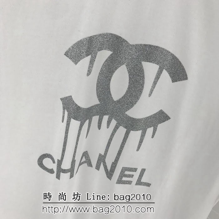 Chanel香奈兒 19ss早春新款短袖 閃粉logo 定制原版純棉面料 高版本男女同款 ydi2035